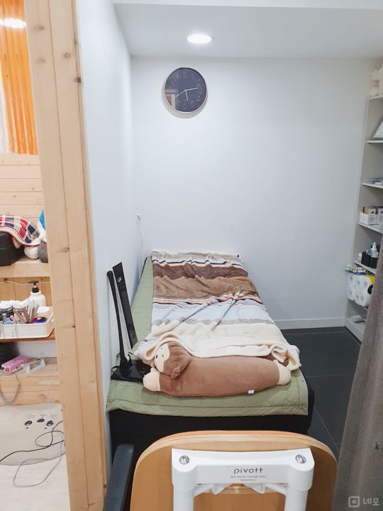 행당동 깔끔한 시설 및 인테리어 네일샵 매물의 3번째 사진