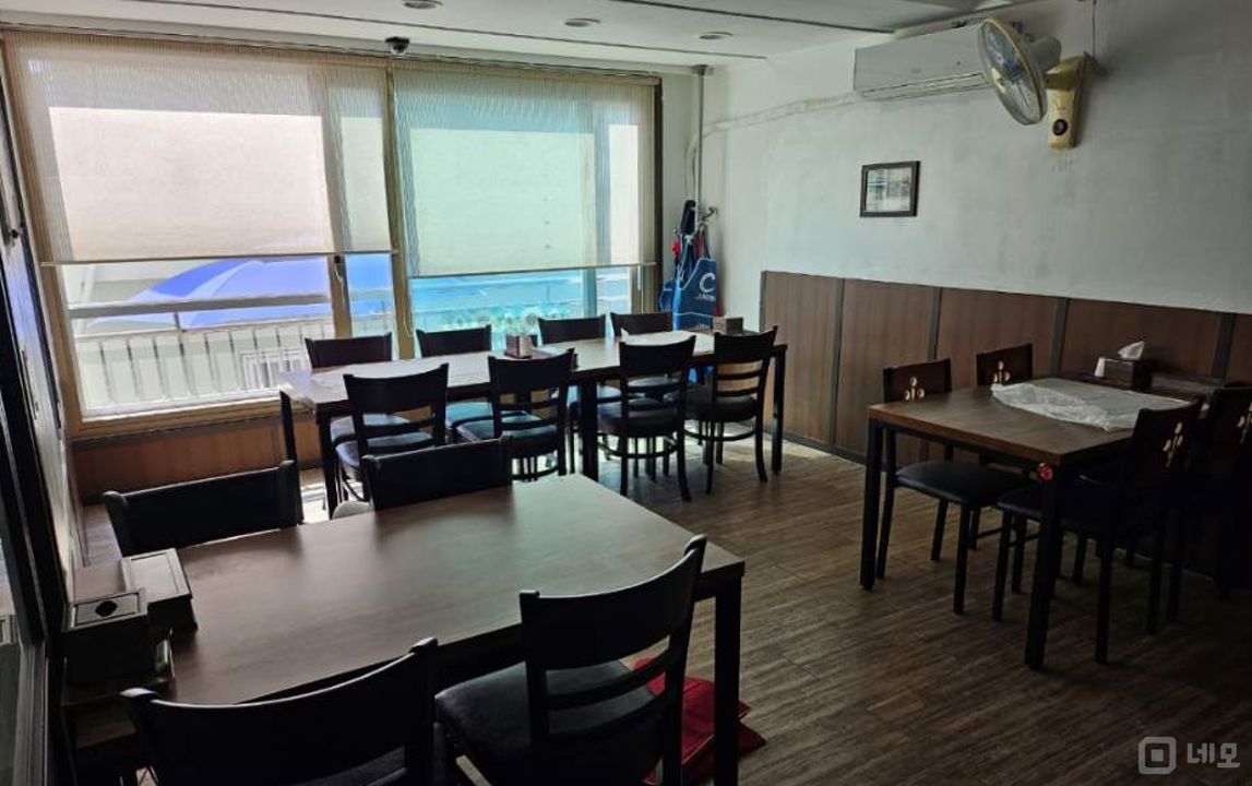 시설 집기 포함, 인테리어 완비된 괴정동 음식점 매물의 3번째 사진