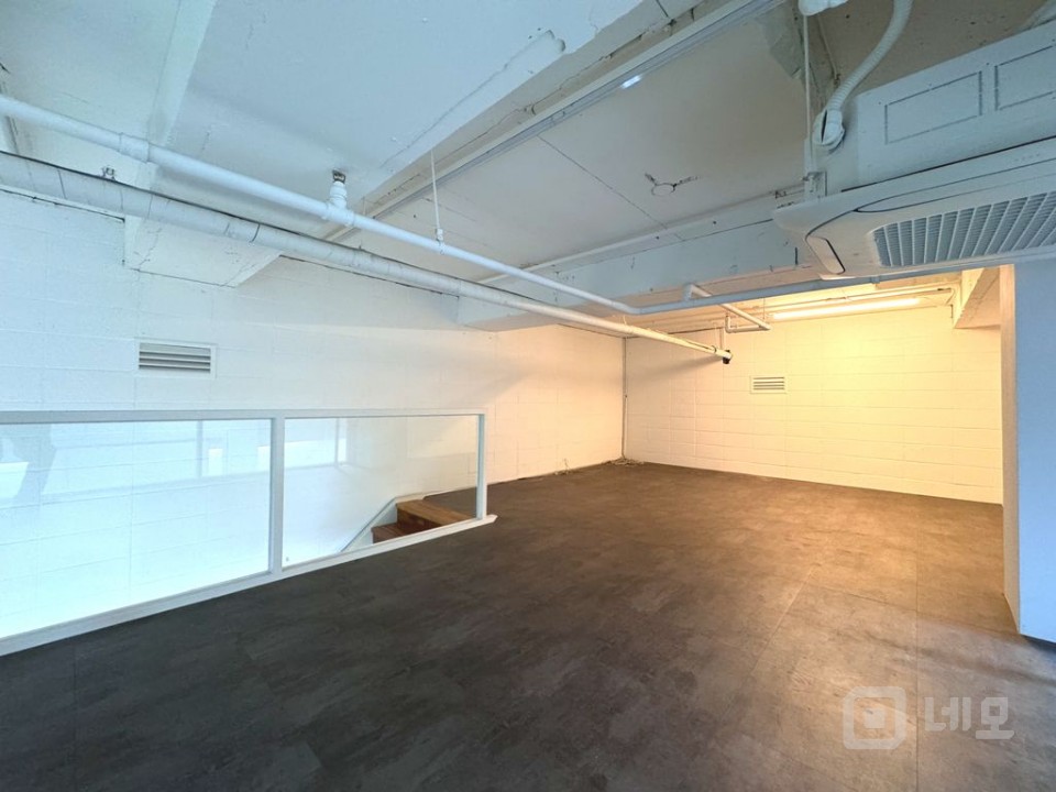 청담사거리 인근에 위치한 무권리! 층고높은 지하매물! 호리존 매물의 15번째 사진