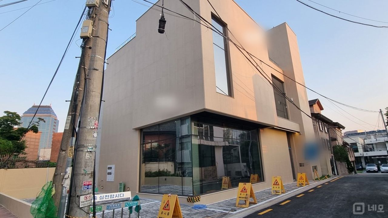 역삼동, 접근성 좋은 4개층 257평 신축 건물 통임대 매물의 10번째 사진