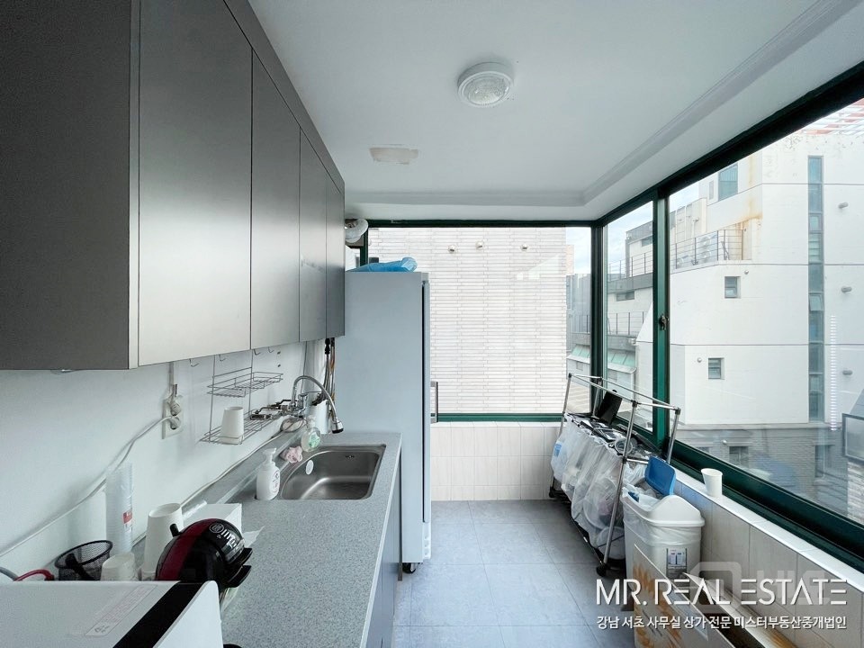 사진有.주차2대.인테리어.냉난방기完.논현역. 매물의 12번째 사진