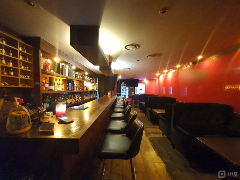 인테리어 및 시설 완비된 장충동2가 2층 BAR 매물의 2번째 사진