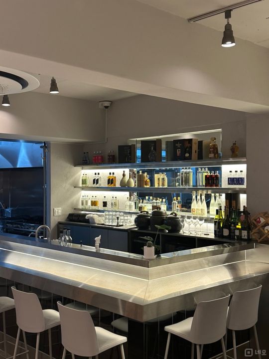 한강로1가 삼각지역 초역세권, SNS 핫플레이스, 단골 많은 요리주점 매물의 2번째 사진