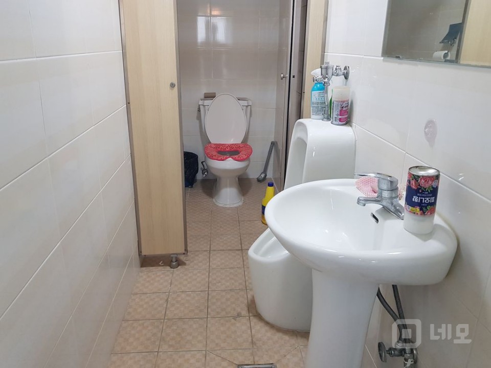 평수대비월세파격매물내부화장실통베란다엘베유주차편리법인및쇼핑몰완전강추빨리오셈 매물의 14번째 사진