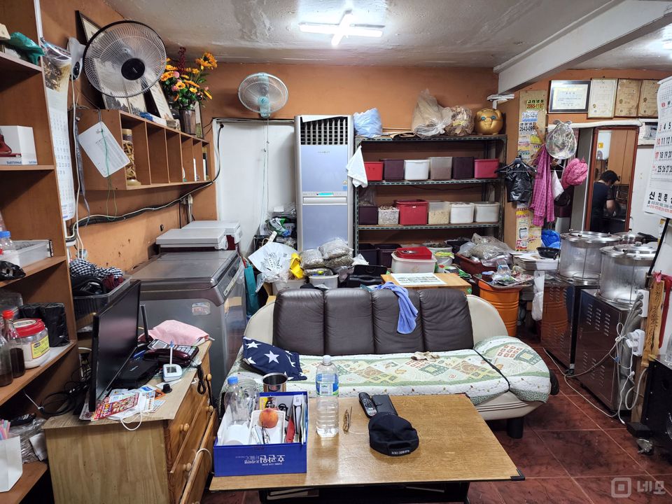 신정제일시장에 위치한 신정동 점포 매물의 6번째 사진