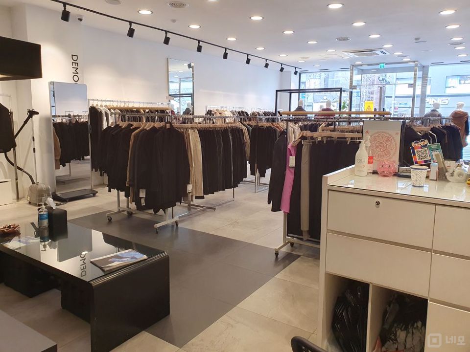 대로변 상권, 주목도 높은 문정동 매장 매물의 2번째 사진