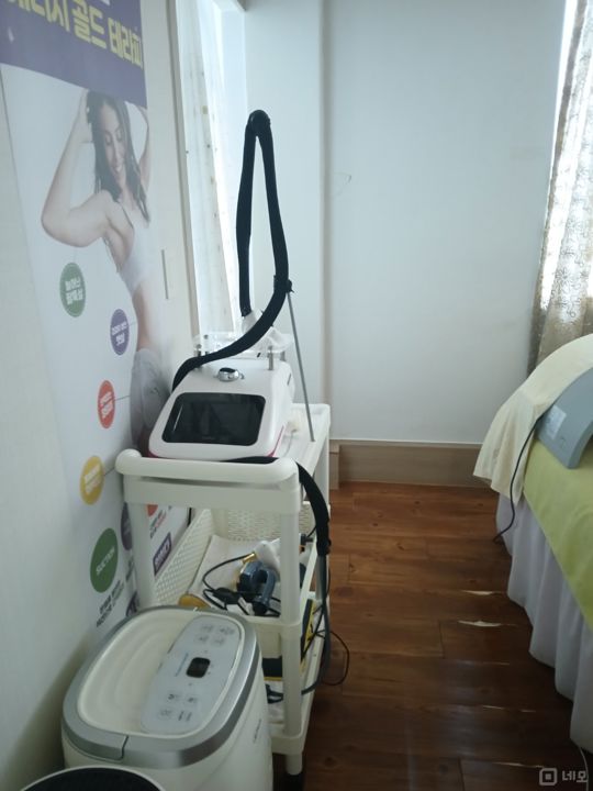일원동 단지내 상가에 위치한 뷰티샵 매물의 4번째 사진