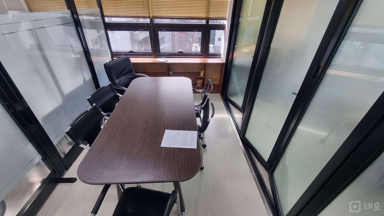 양재역 역세권에 위치한 채광 우수한 사무실 매물의 3번째 사진