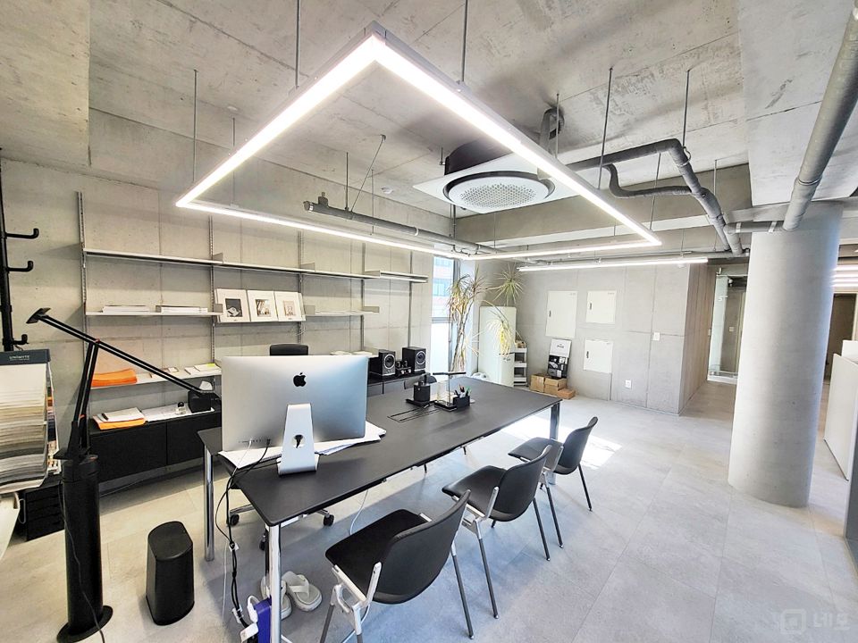 ★ 신축급 내외관 특급 인테리어 디자인 사무공간 카페테리아 ★ 매물의 1번째 사진