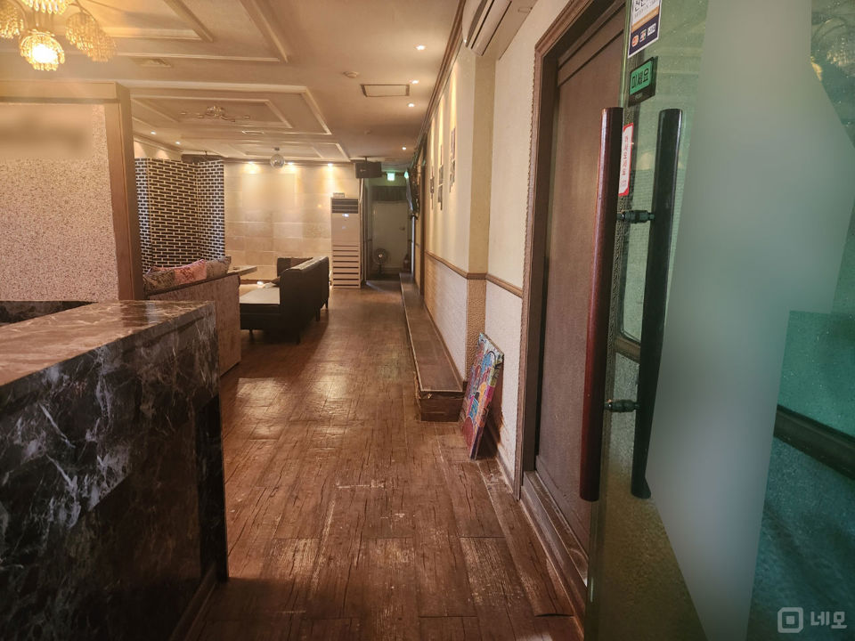 연수구 동춘동, 깔끔한 인테리어 완비된 BAR 매물의 8번째 사진