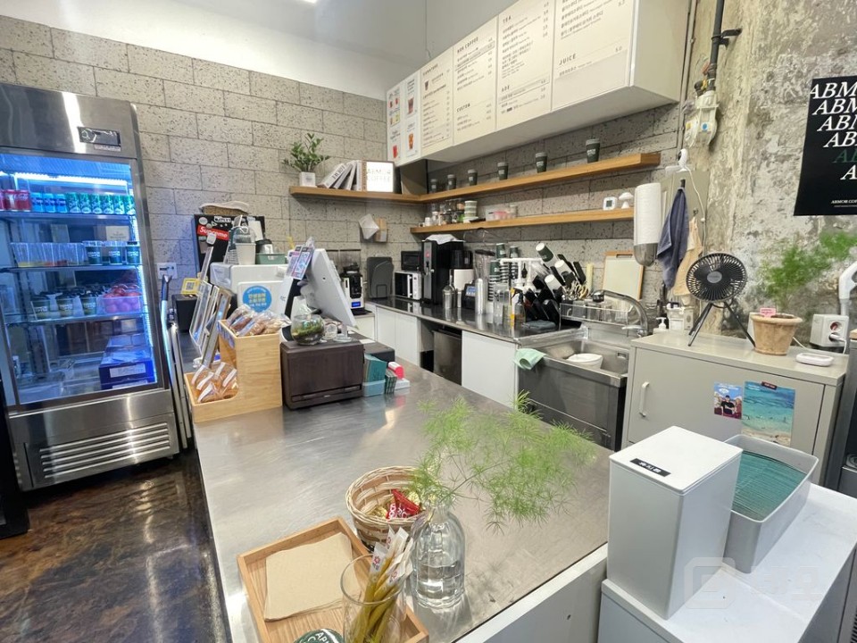 여의도 오피스상권 카페 매물의 2번째 사진