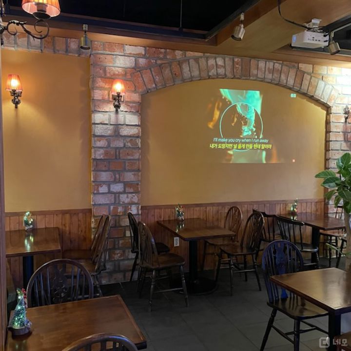 깔끔한 인테리어 완비, 배후수요 풍부한 화양동 1층 맥주호프점 매물의 3번째 사진