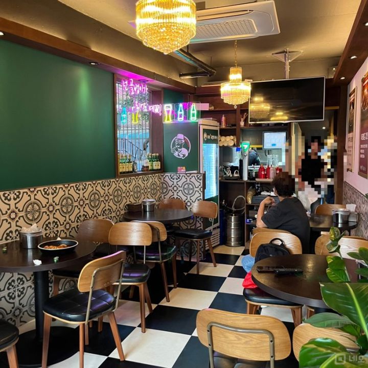 홍제동 대로변에 위치한 호프집 매물의 4번째 사진