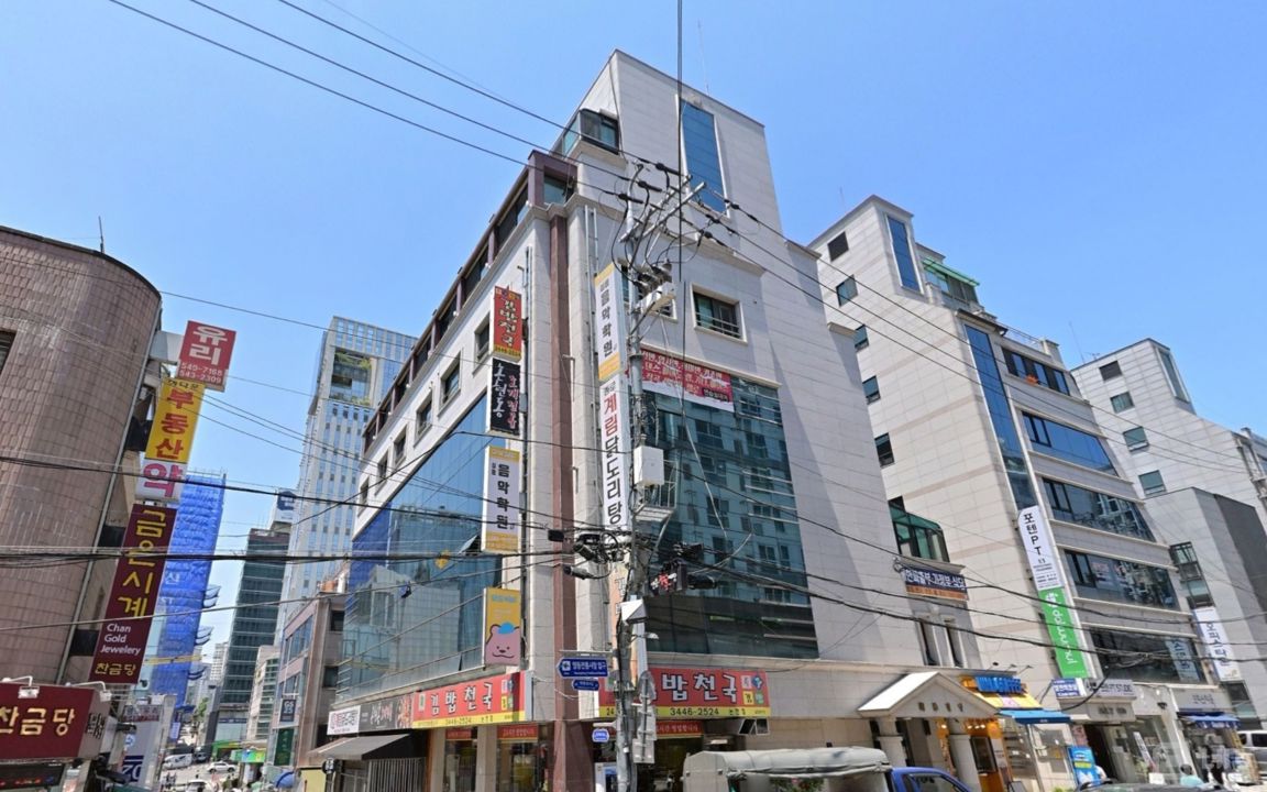 논현동 논현역 역세권, SNS 감성 인테리어, 매출 좋은 카페 매물의 5번째 사진