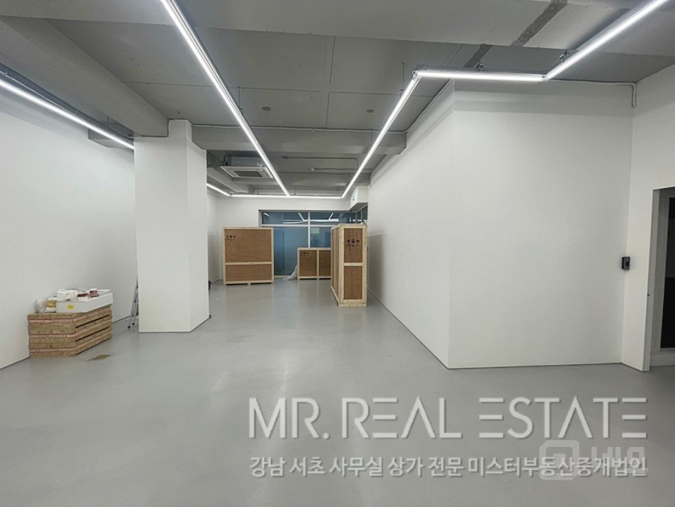 선정릉역.3분.1층.주차가능.내외관컨디션ACE 매물의 5번째 사진
