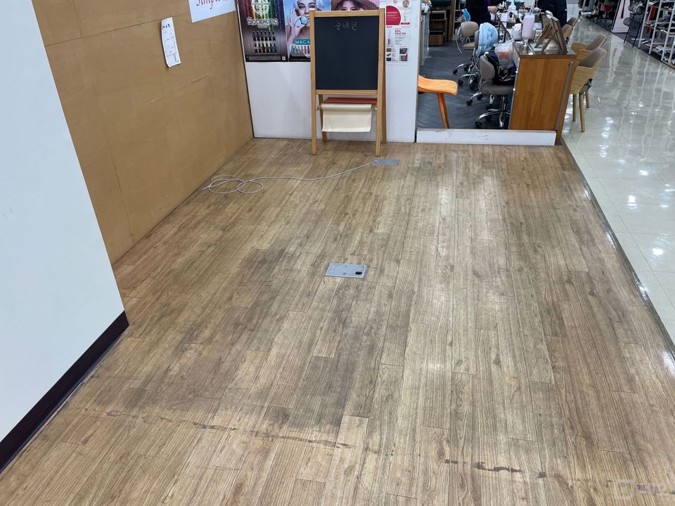 신도림역 역세권, 구로동 신도림테크노마트 내 지1층 상가 매물의 4번째 사진