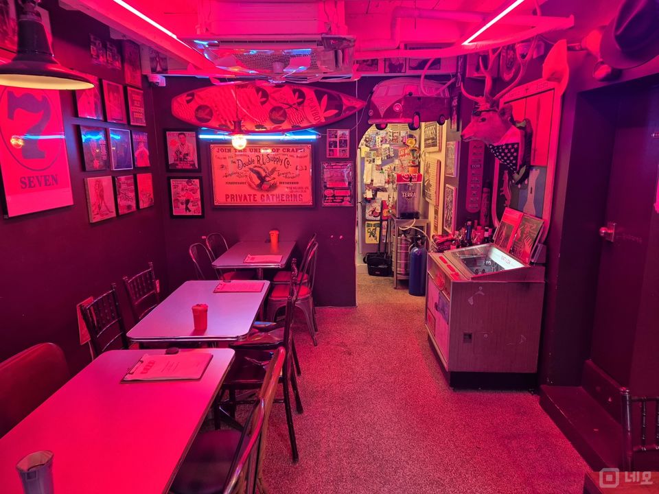 충무로 번화가에 위치한 술집 매물의 3번째 사진