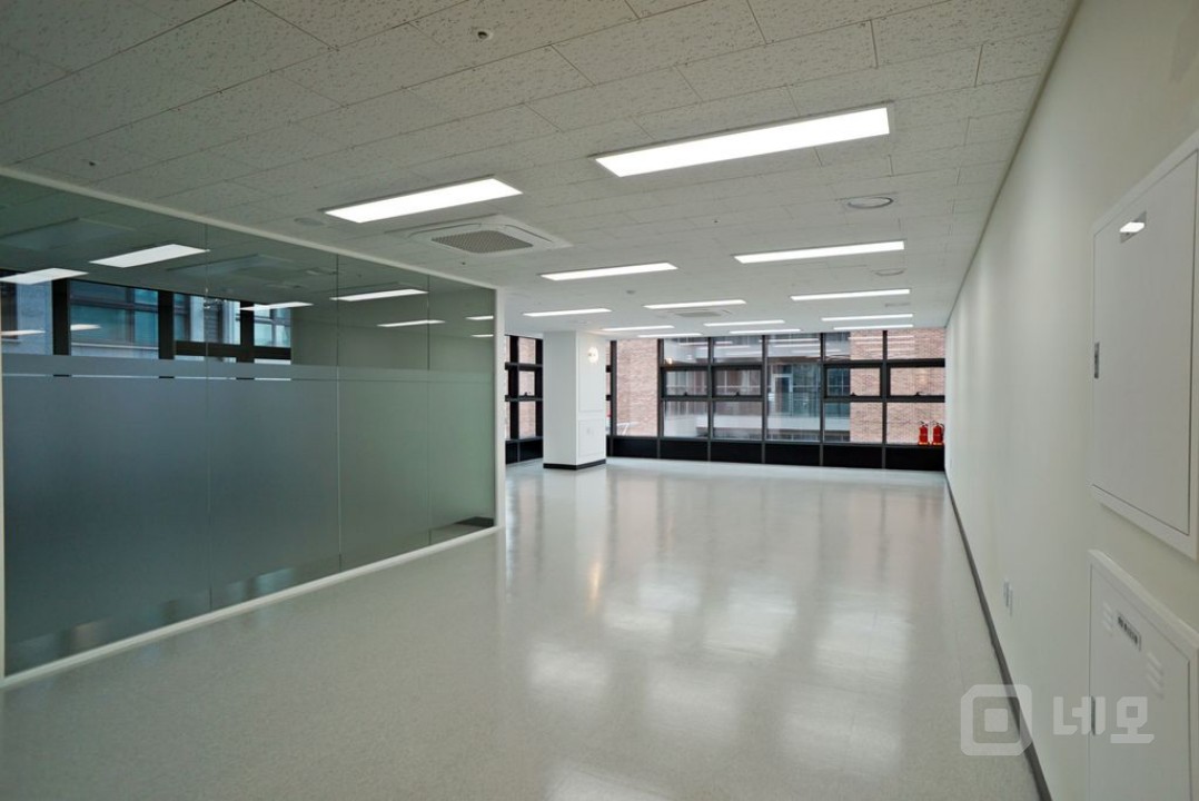 인기좋은코너 유리룸3개, 빠른입주 매물의 10번째 사진