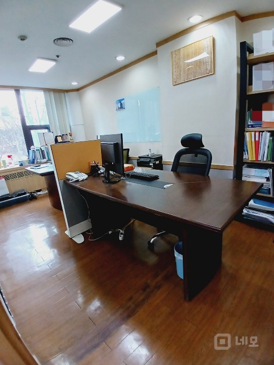 신논현역 도보 4분, 넓은 사무실 (근린생활시설) 매물의 16번째 사진