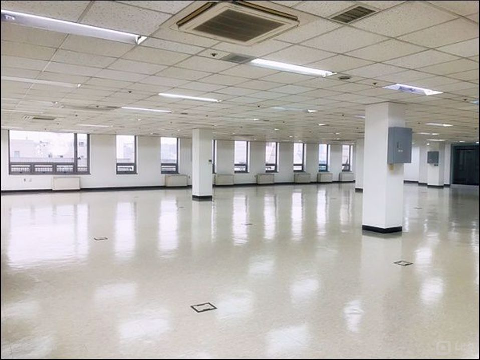 ●학동역 10번 출구 도보 2분 이내 위치! 내부 매우 깨끗합니다 ! 매물의 7번째 사진