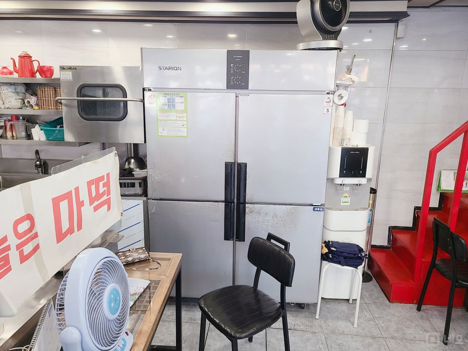 구로동 번화가에 위치한 떡볶이 전문점 매물의 4번째 사진