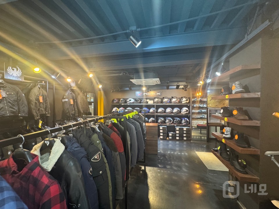 홍대 메인거리 이면 주택형 통임대 상가 테라스 단독사용 매물의 12번째 사진