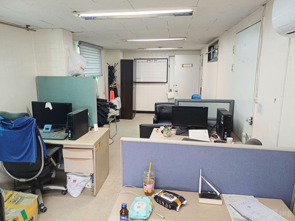 먹골역 5분거리 중소형 사무실,엘베 있음. 매물의 2번째 사진