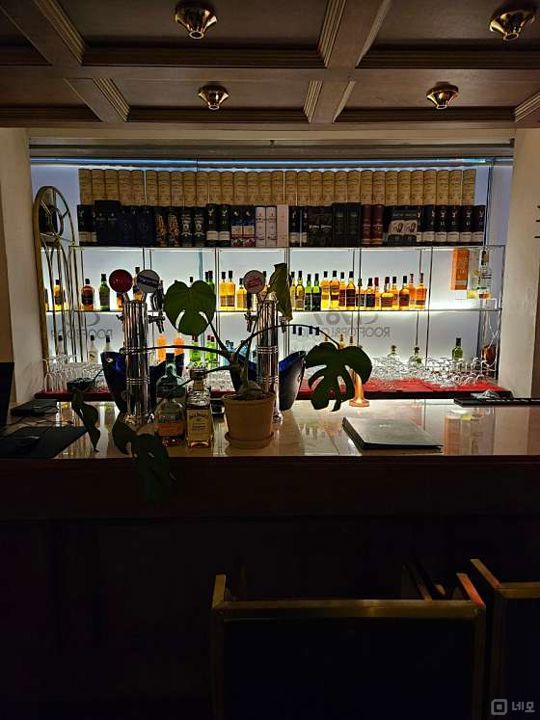 관철동 시설 상태 훌륭한 라운지 펍 매물의 6번째 사진