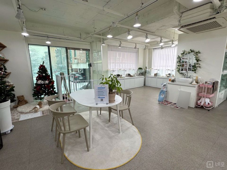 대화역 인근 깔끔한 인테리어 완비된 1층 상가 임대 매물의 4번째 사진