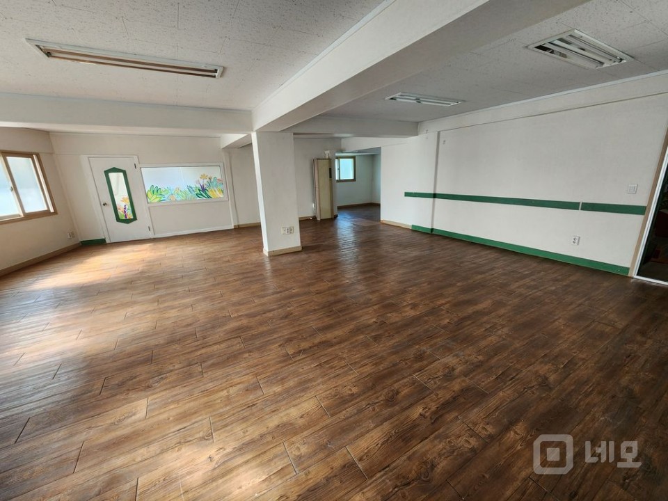 넓은 평수대비 저렴한 사무실겸 상가 매물의 2번째 사진