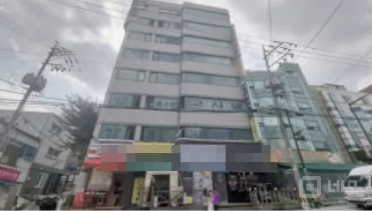 까치산역 역세권 대로변 코너 깔끔한 공실 매물  매물의 3번째 사진
