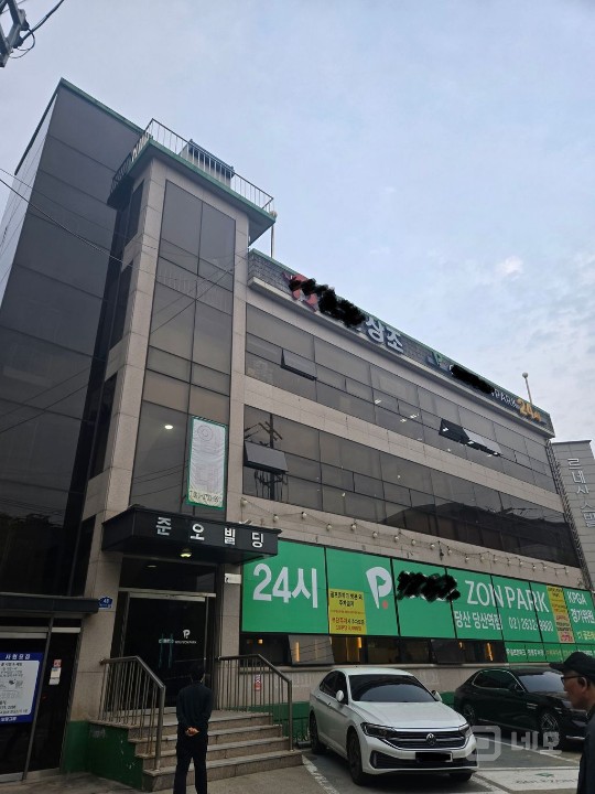 화물용 승강기 및 주차편리한 2층 전체 공실  매물의 1번째 사진