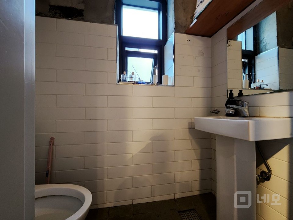 완벽한 방음룸, 합정 중심 음악작업실 매물의 10번째 사진