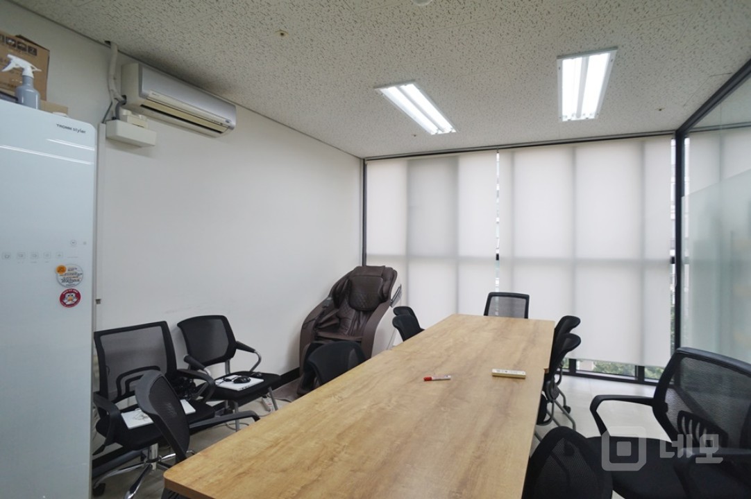 뚝섬역 도보 3분거리 역세권 룸2개 저렴하고 깨끗한 사무실 매물의 11번째 사진