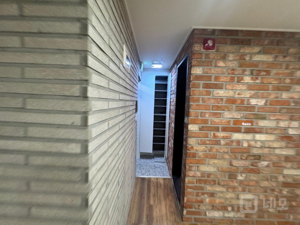 상봉역 도보3분 신축급 저렴한 소형사무실 매물의 4번째 사진