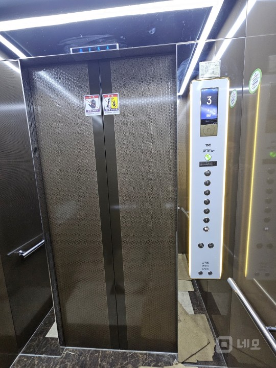 각 층83평 총 4개층까지 사용가능한 신축건물입니다. 병의원 학원추천 매물의 8번째 사진