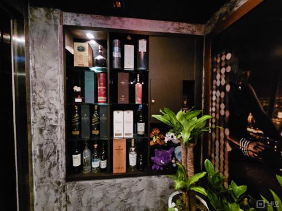중심상권,  유동인구 많은  인계동 BAR 매물의 2번째 사진