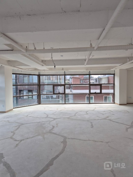 신축첫입주.대형사무실.즉시입주 매물의 11번째 사진