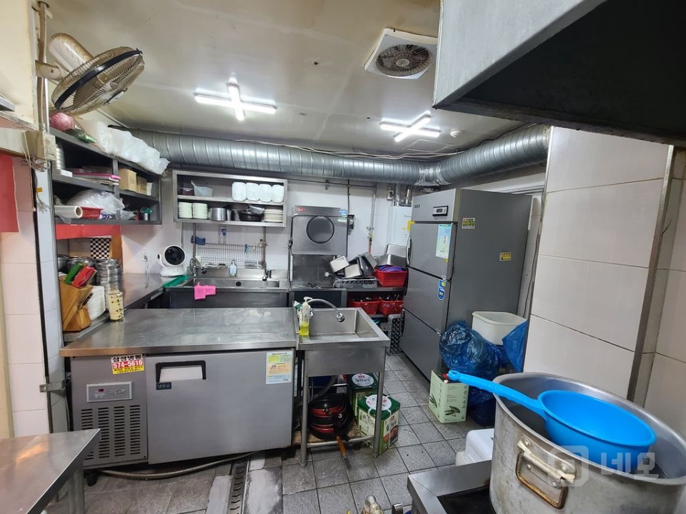 먹자골목 전용30평 상가 임대 매물의 1번째 사진