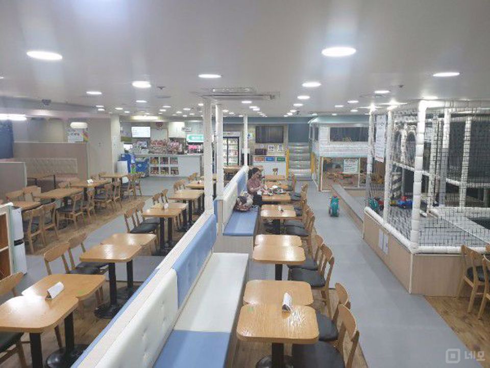 경기 수원시에 있는 상가 매물입니다. 매물의 4번째 사진