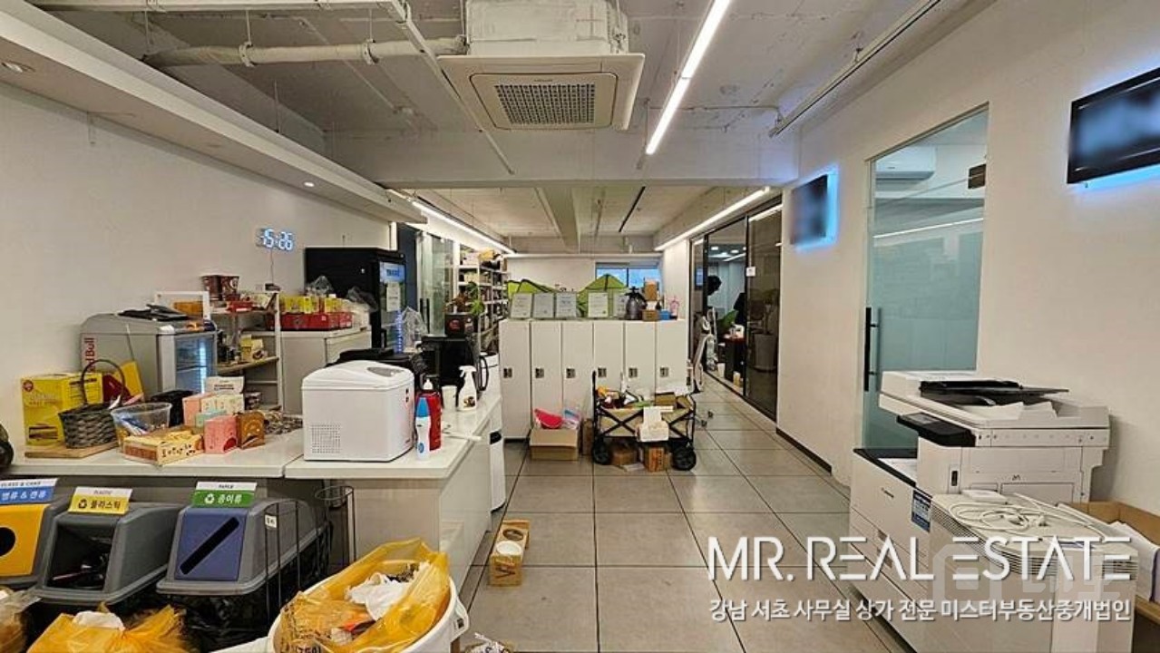 넘어지면학동역.대로변.주차2대ACE.인테리어有.가성비사무실 매물의 13번째 사진