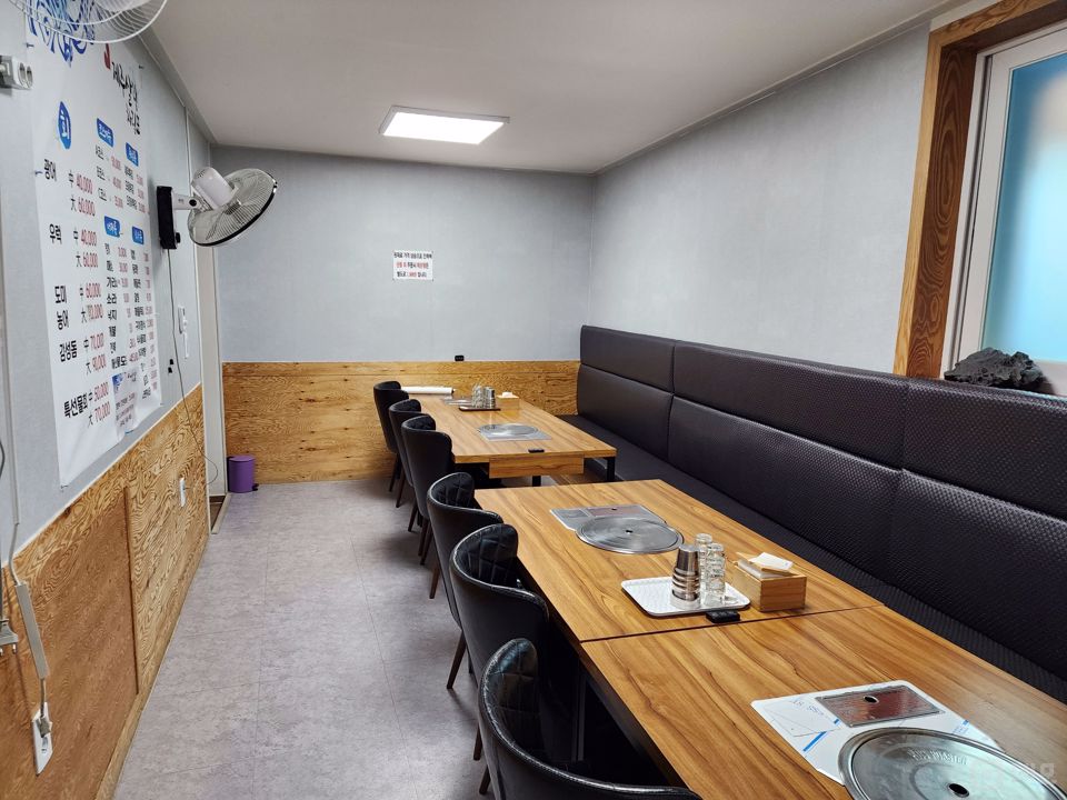 유동인구 많은 시흥동 해산물 전문점 매물의 8번째 사진