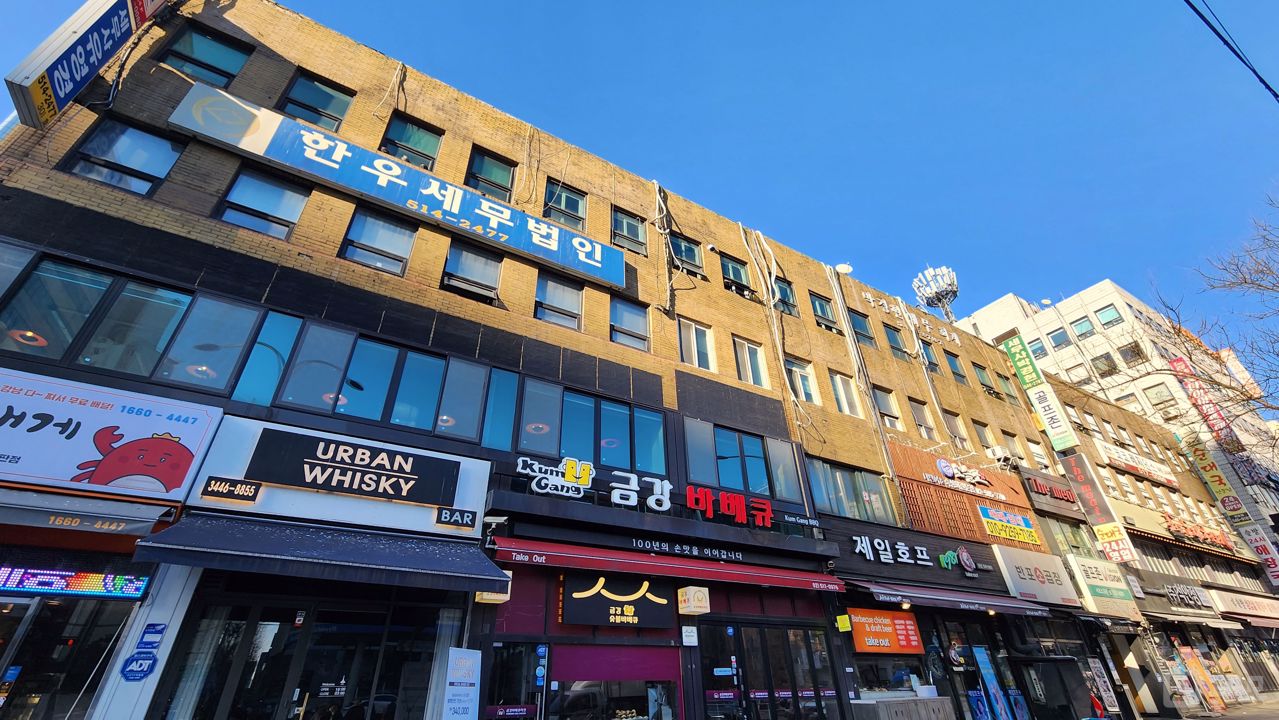 신논현역 역세권, 깔끔한 인테리어, 사무실로 사용했던 공실 매물의 6번째 사진
