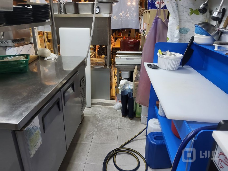 버스정류장앞횟집 매물의 6번째 사진