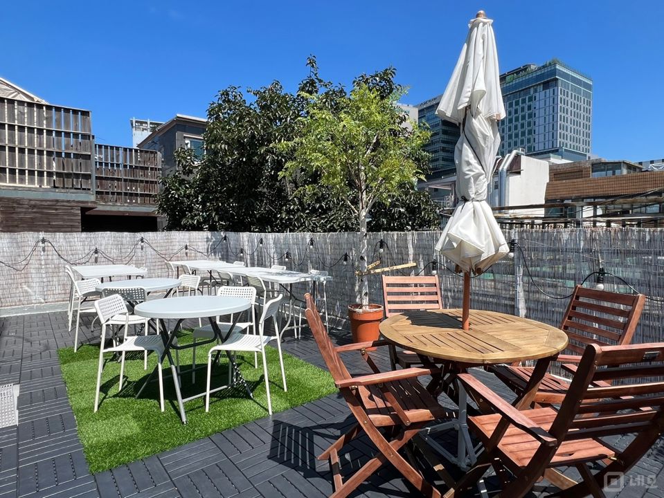 홍대입구역 도보3분 역세권 주차가능한 파티룸 매물의 9번째 사진