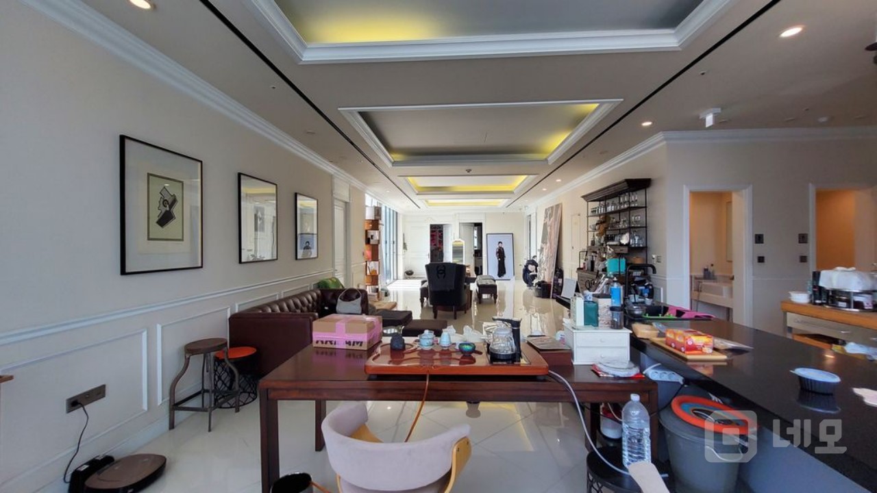 석촌호수길 롯데타워 뷰 8층+루프탑 상가사무실 매물의 3번째 사진