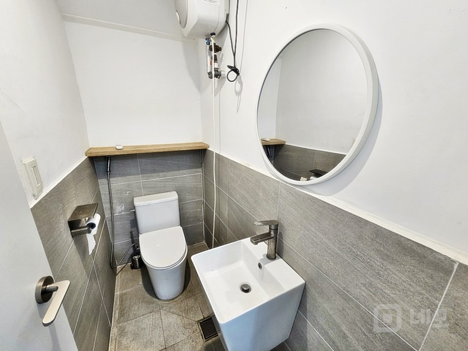 JS 신축급 1층 상가/사무실임대! 전용주차 1대 매물의 9번째 사진