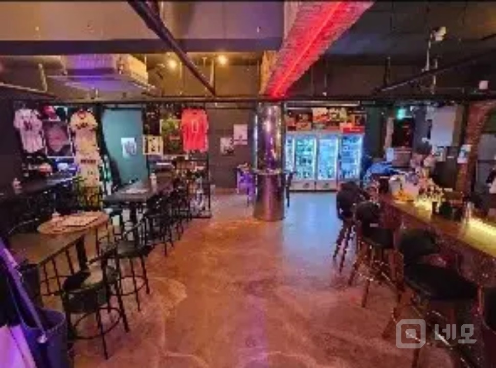 방이먹자골목 위치한 임대료 저렴한 다트펍 (35평) 매물의 4번째 사진