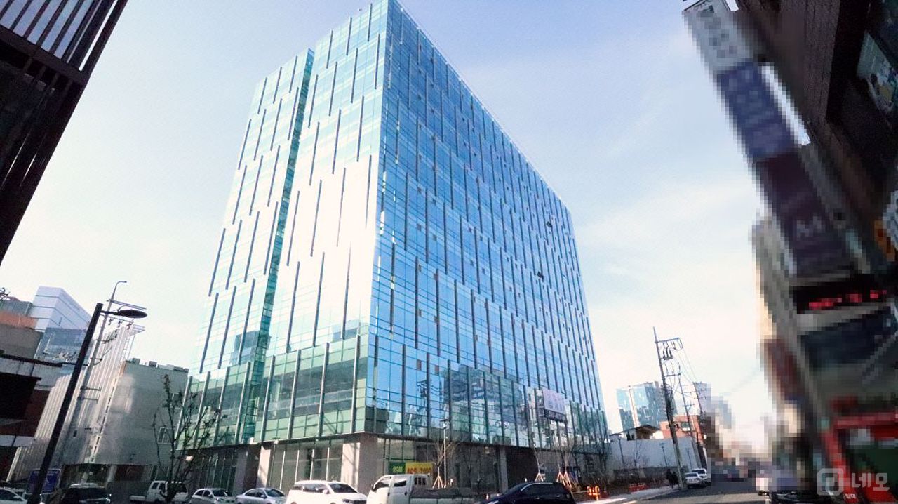 인기지하1층,전용26P, 층고높음 냉난방 상하차,주차1, 연무장길 지산 매물의 1번째 사진