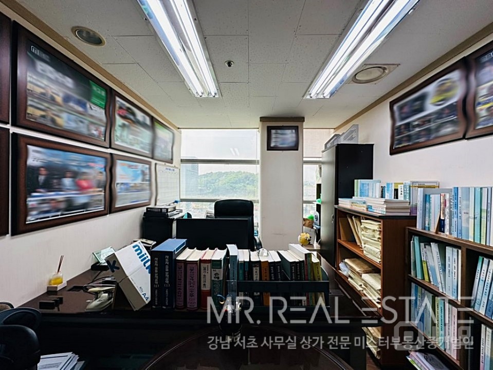 실사진 서울법원삼거리 서초,교대역 더블역세권 주차2대 고층건물 매물의 7번째 사진